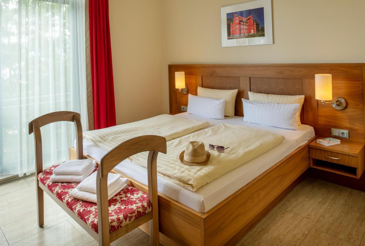 Recknitztal-Hotel Марлоу Экстерьер фото