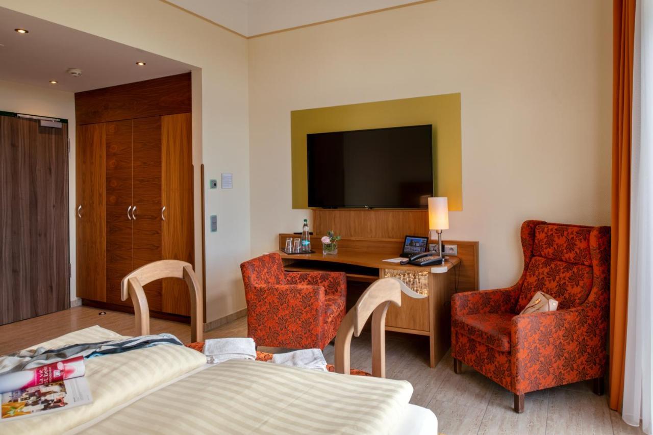Recknitztal-Hotel Марлоу Экстерьер фото